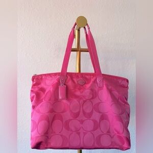 COACH Getaway Signature Fushsia Nylon Large Packable Weekender Bag (no Pouch)